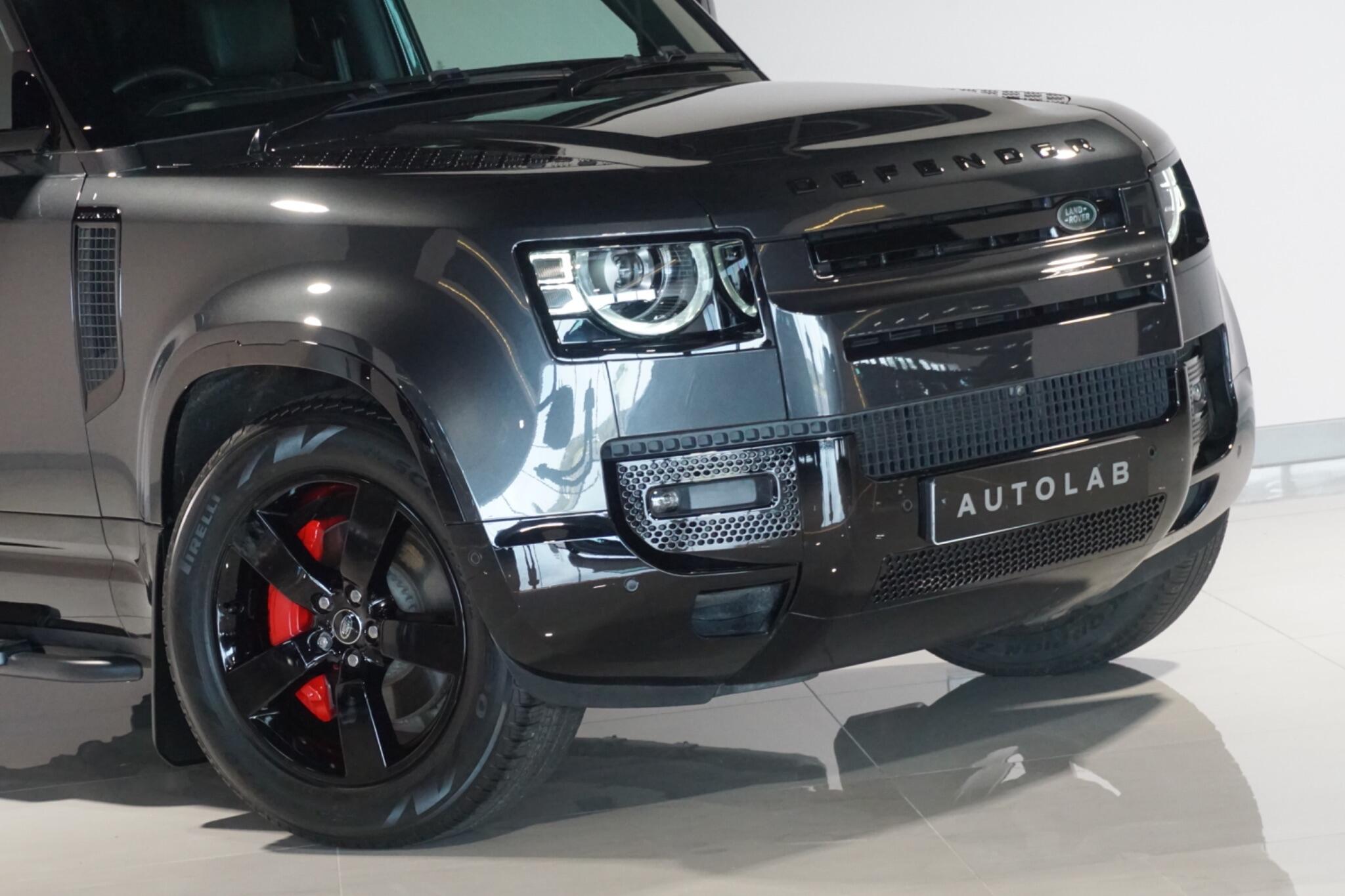 Land Rover Defender 90 3.0 D300 MHEV X-Dynamic HSE Hard Top SUV 3dr Diesel Auto 4WD SWB Euro 6 (s/s) (300 ps)